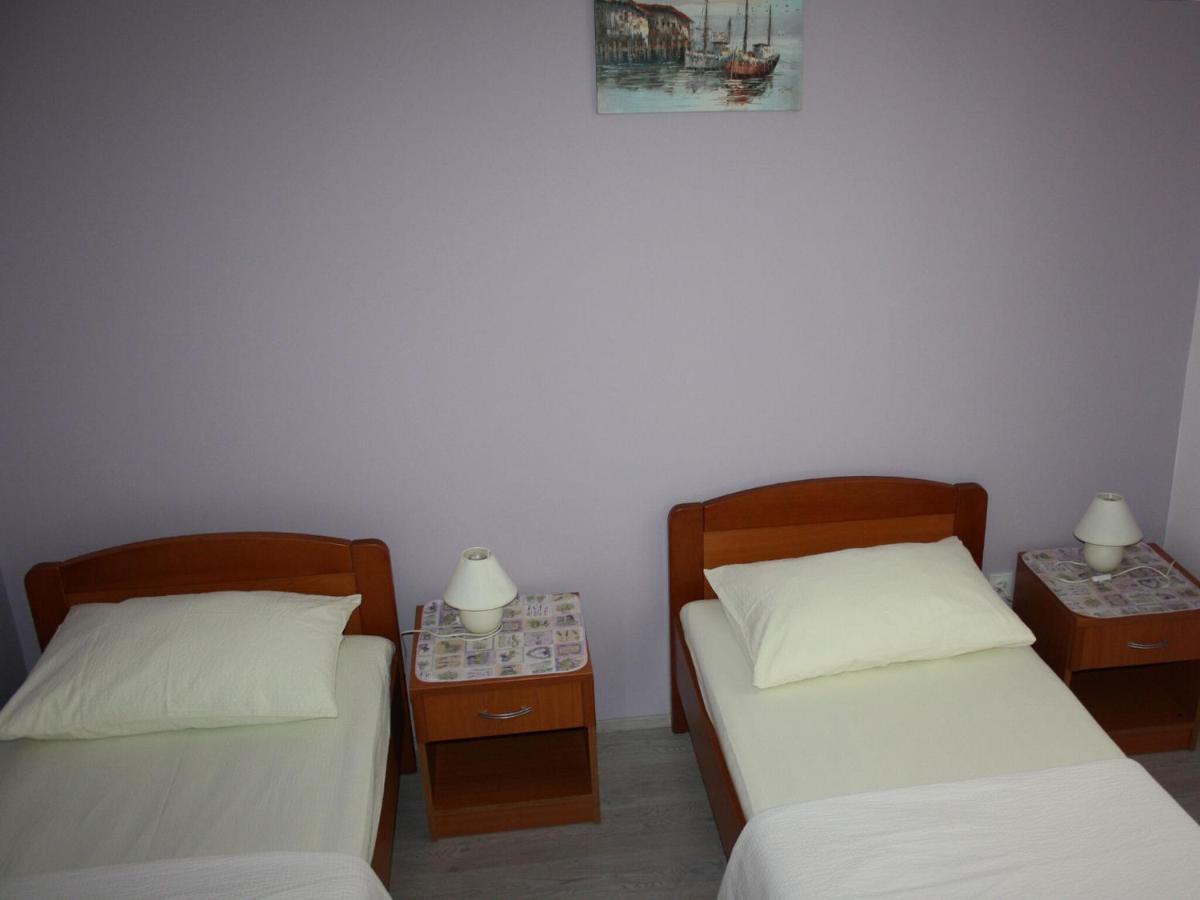 אופטיה Apartments Vesna מראה חיצוני תמונה