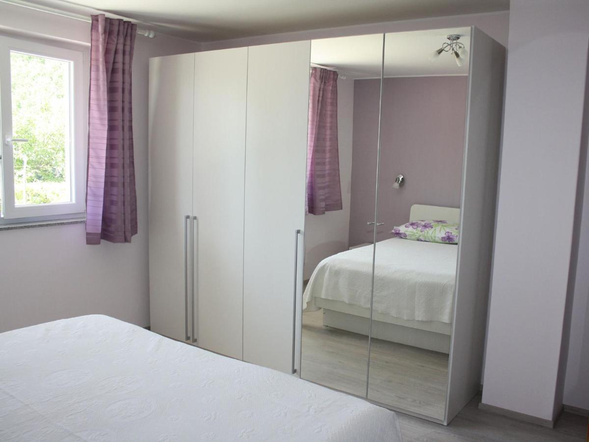 אופטיה Apartments Vesna מראה חיצוני תמונה
