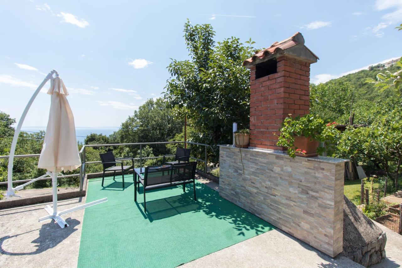 אופטיה Apartments Vesna מראה חיצוני תמונה