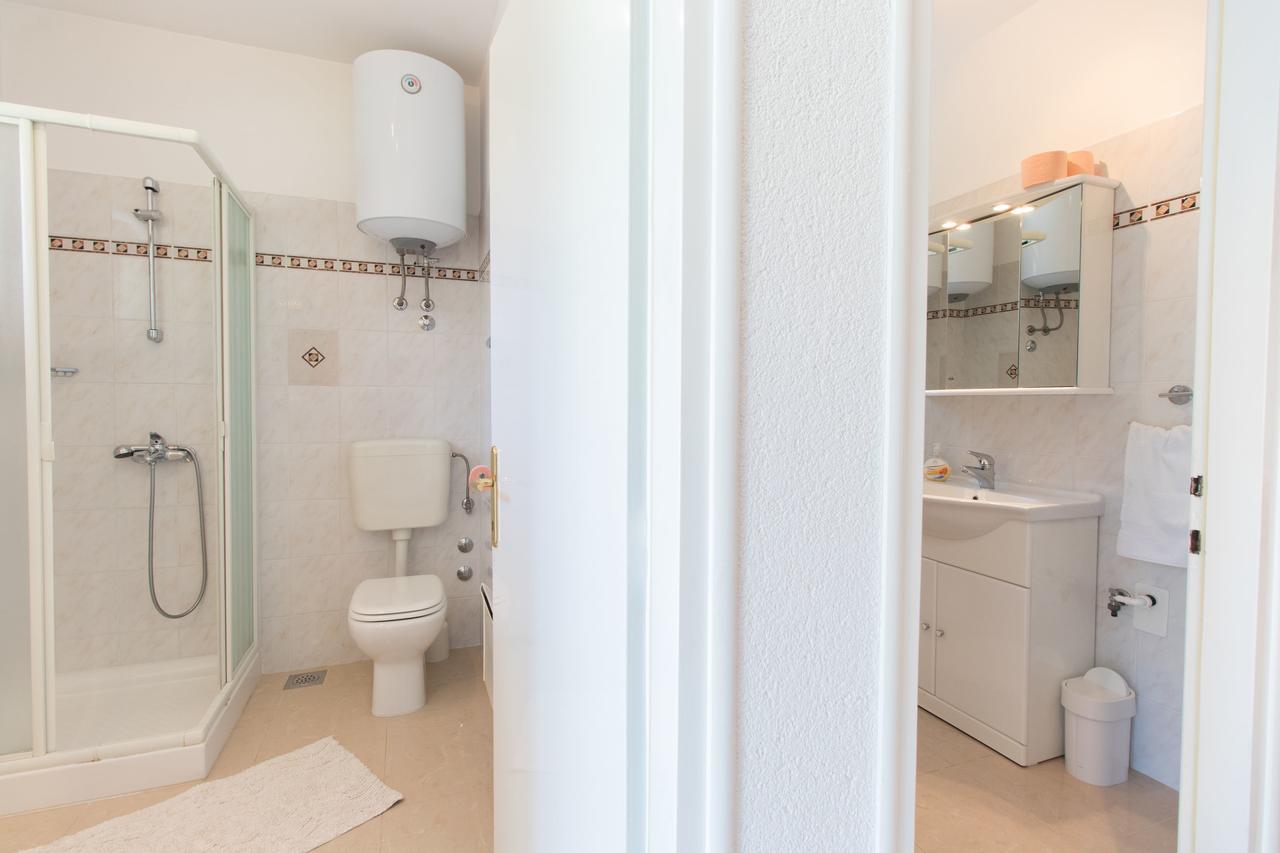 אופטיה Apartments Vesna מראה חיצוני תמונה