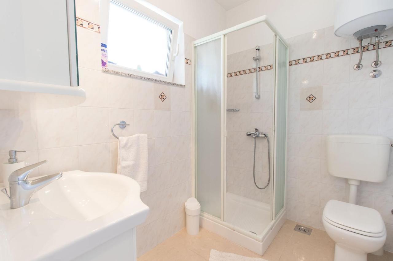 אופטיה Apartments Vesna מראה חיצוני תמונה