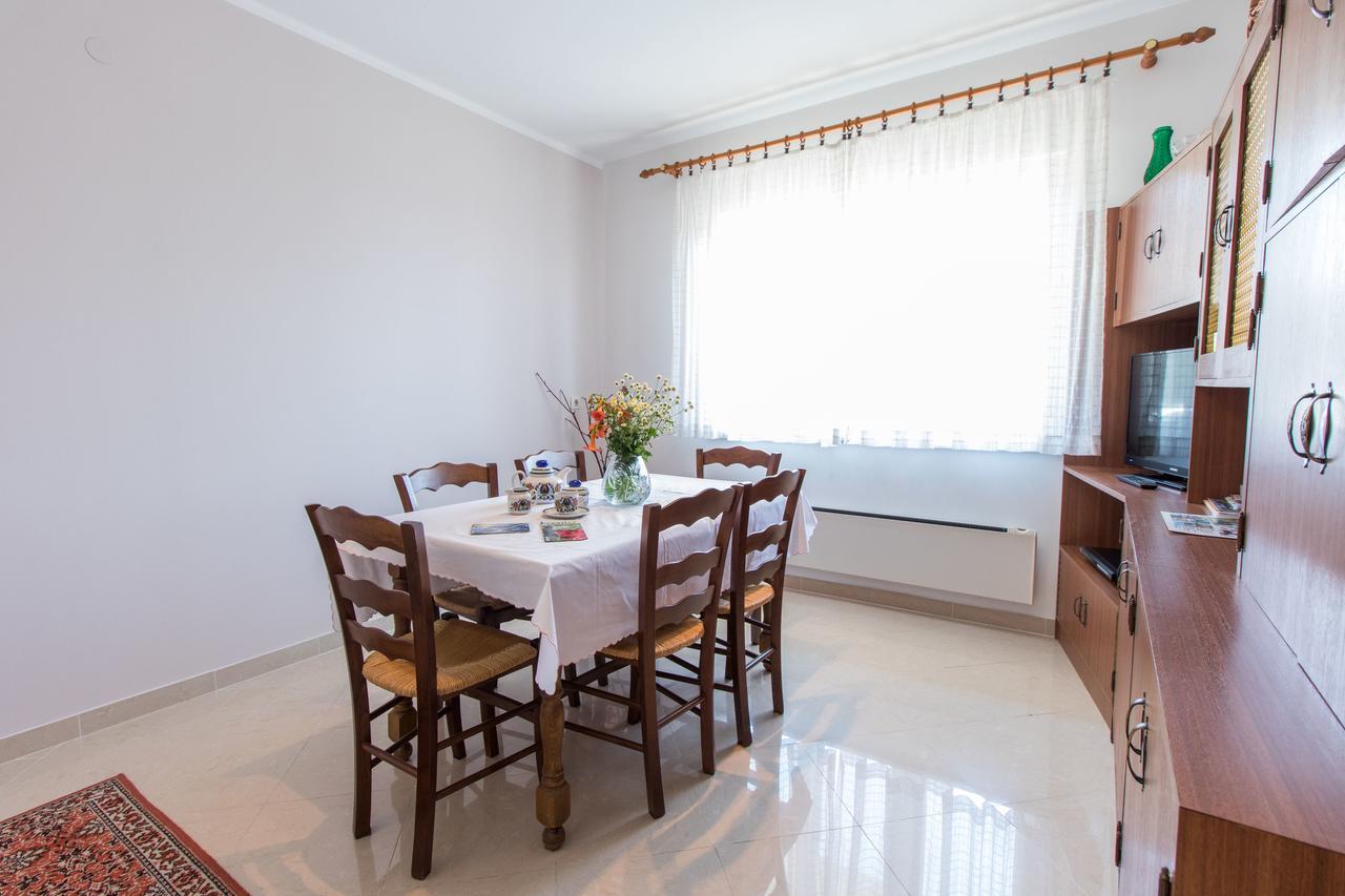 אופטיה Apartments Vesna מראה חיצוני תמונה