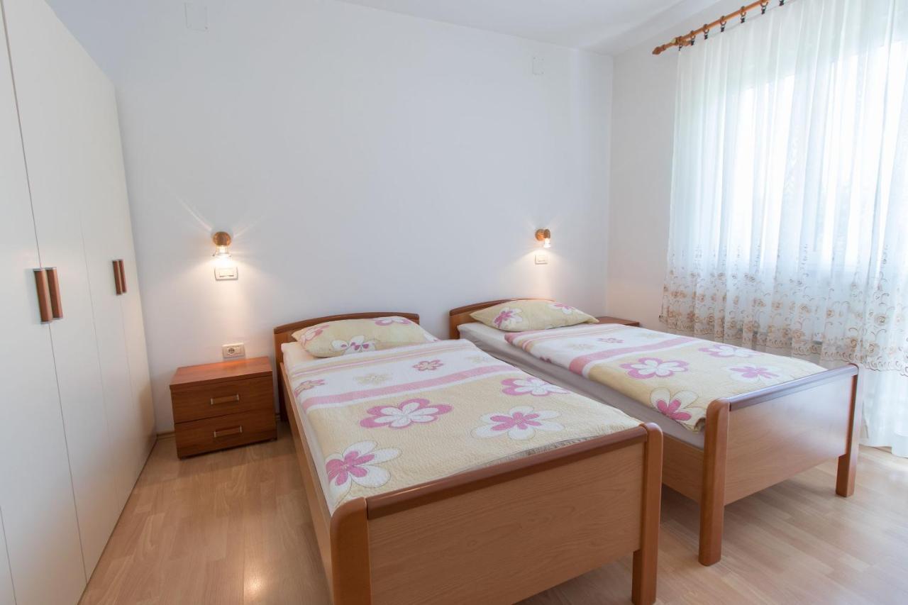אופטיה Apartments Vesna מראה חיצוני תמונה