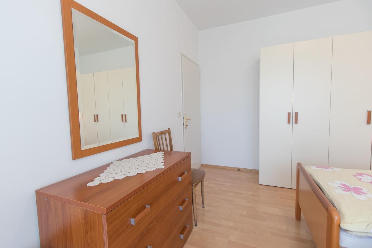אופטיה Apartments Vesna מראה חיצוני תמונה