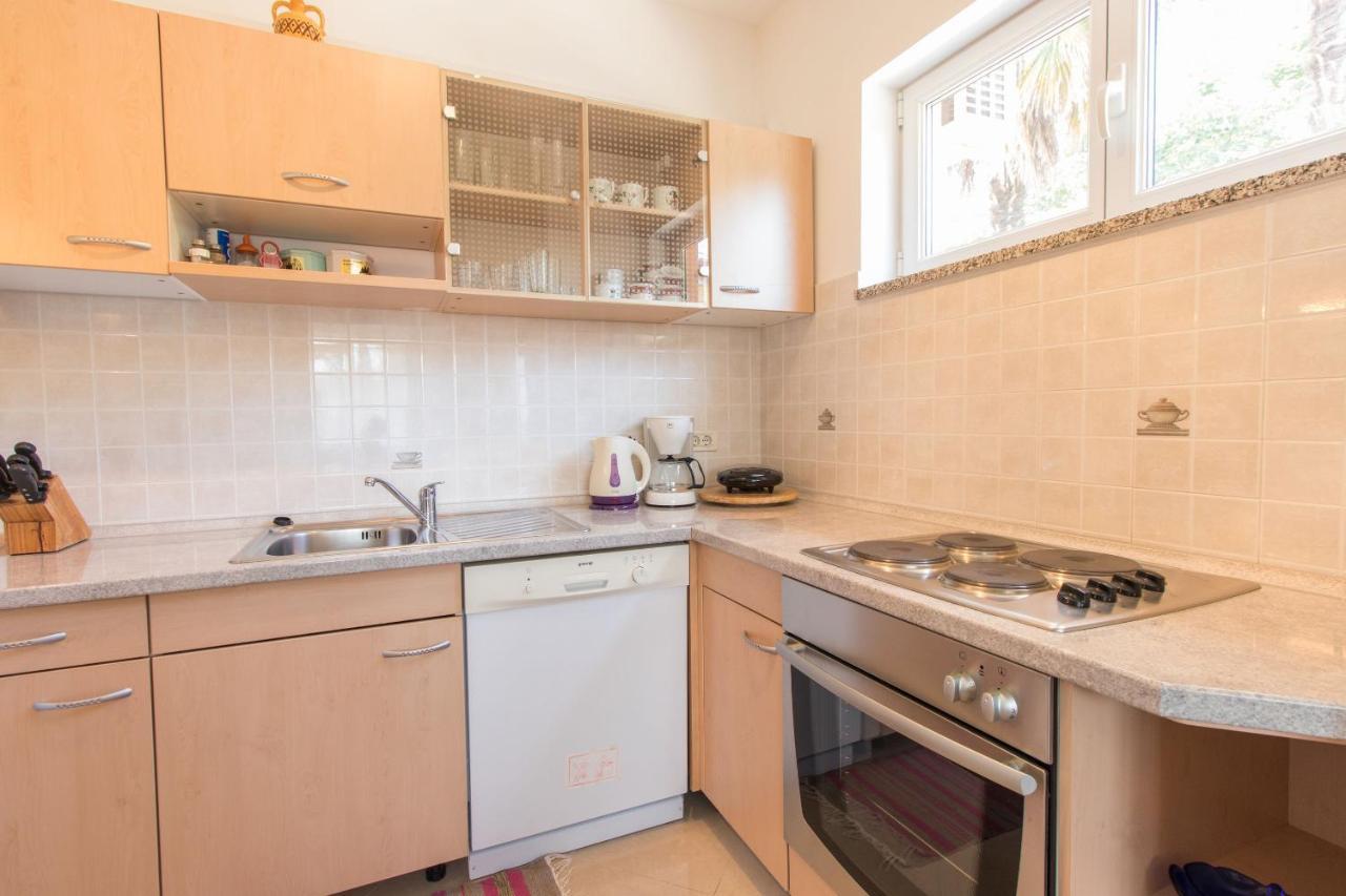 אופטיה Apartments Vesna מראה חיצוני תמונה