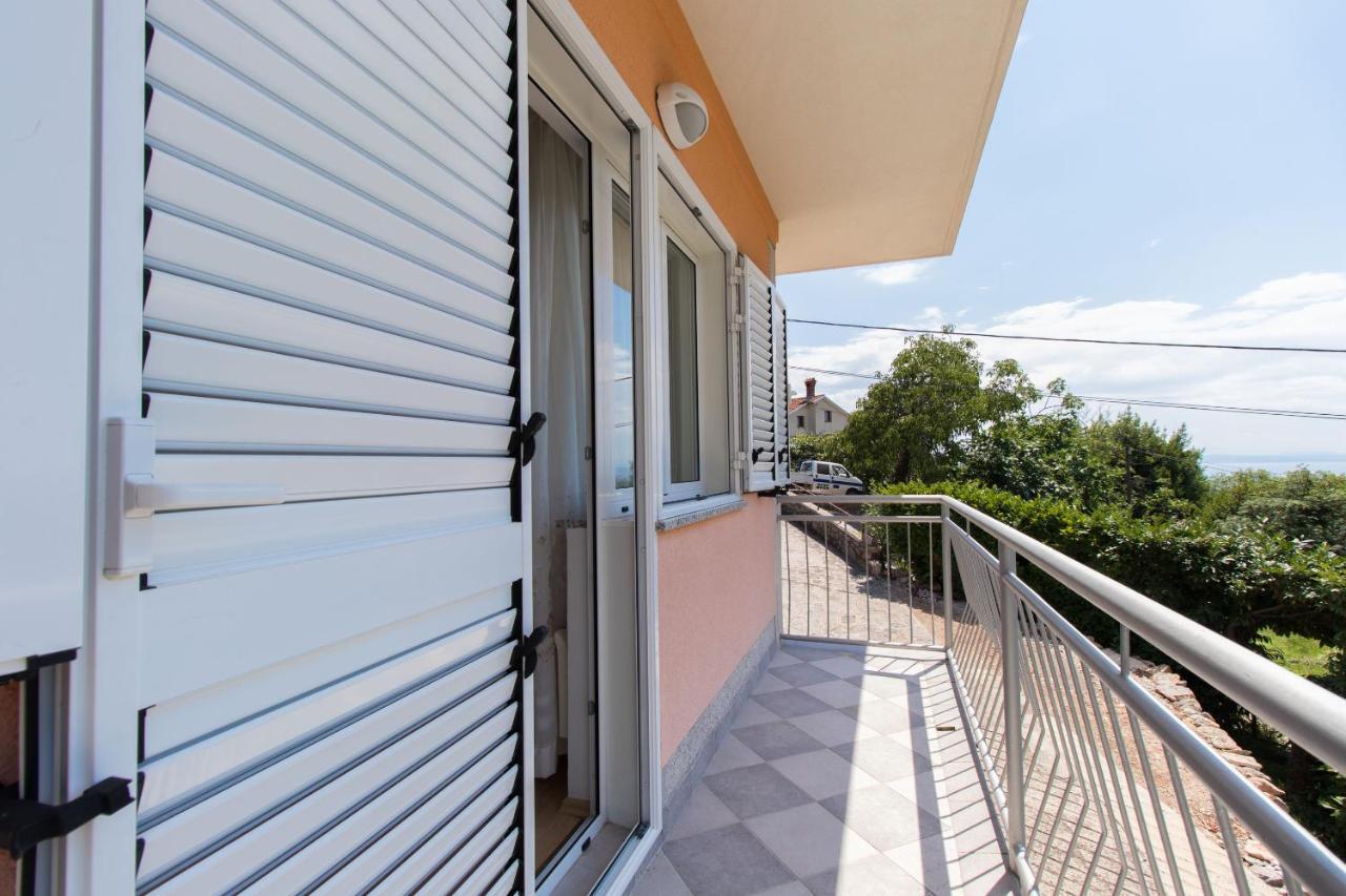 אופטיה Apartments Vesna מראה חיצוני תמונה