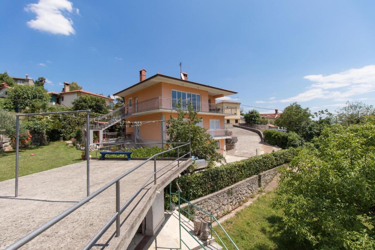 אופטיה Apartments Vesna מראה חיצוני תמונה